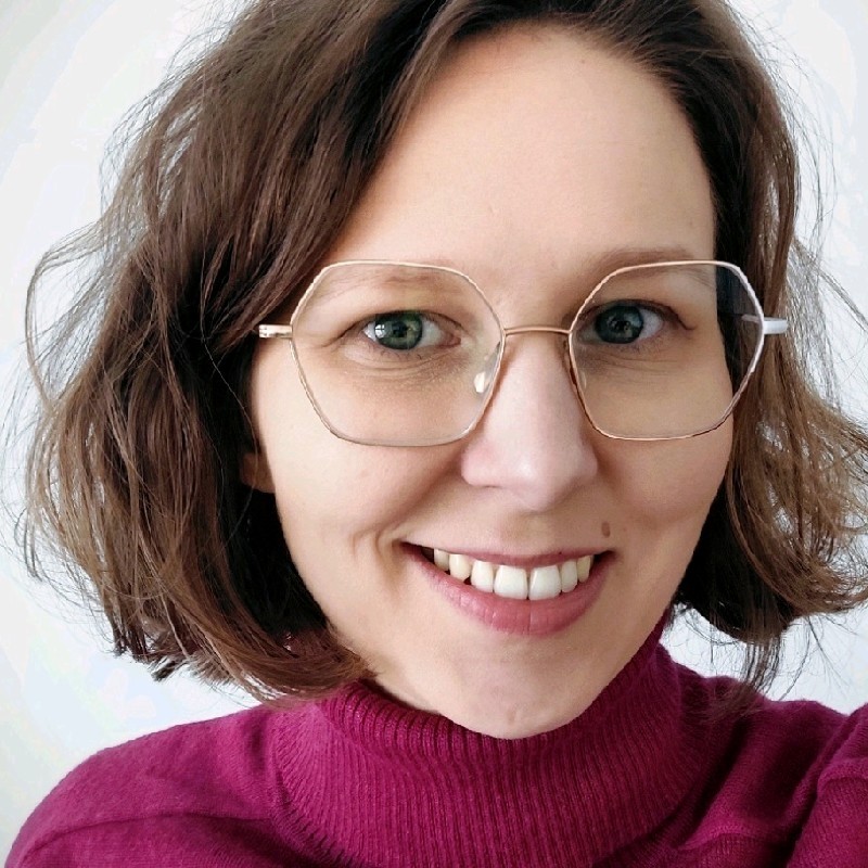 Sylwia, nauczycielka języka polskiego w mikroszkole Waldorf Komorów